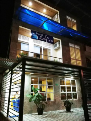 Hotel Zafiro